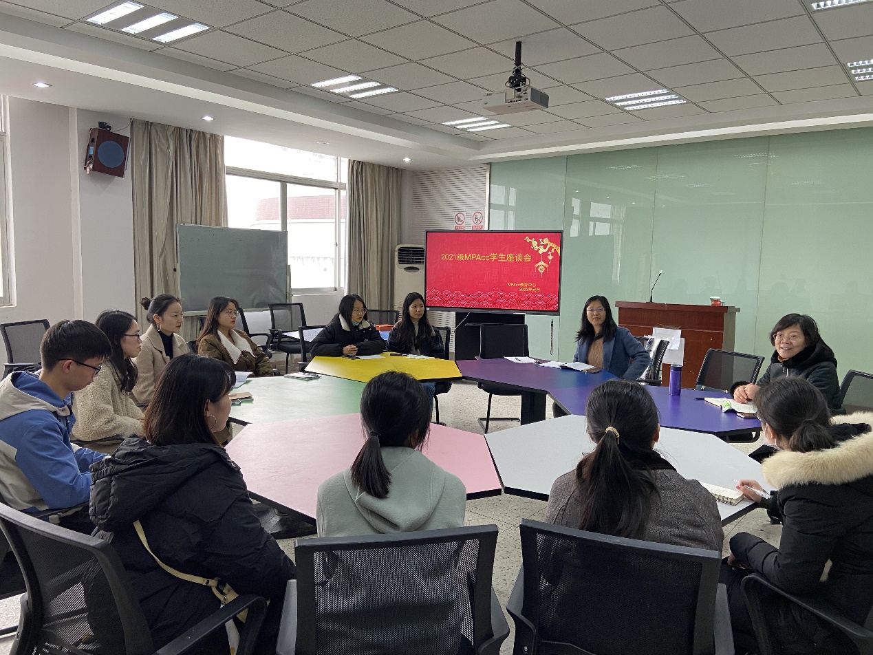 c40e6c377bfcd02f57b1ce0ae62ce25